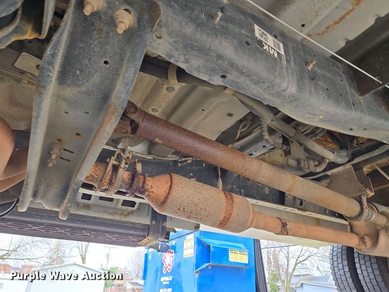 image for item EM6007 2012 Ford F450 Super Duty XL bucket truck