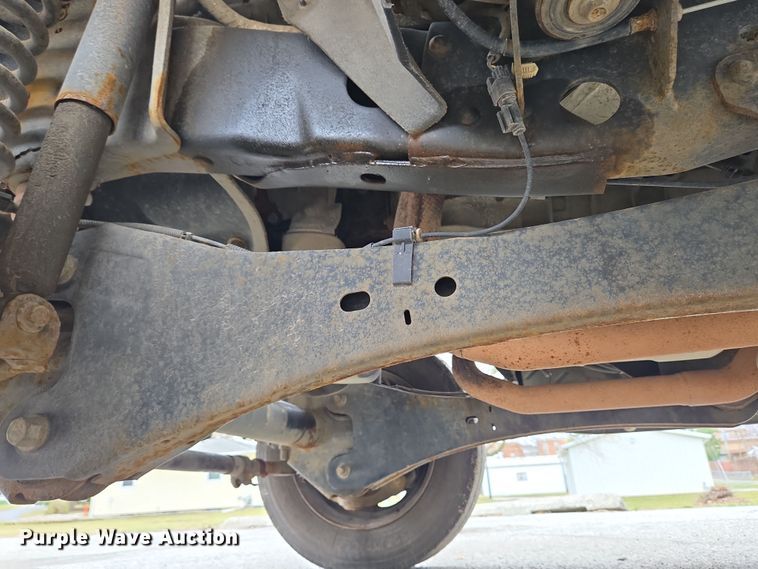 image for item EM6007 2012 Ford F450 Super Duty XL bucket truck