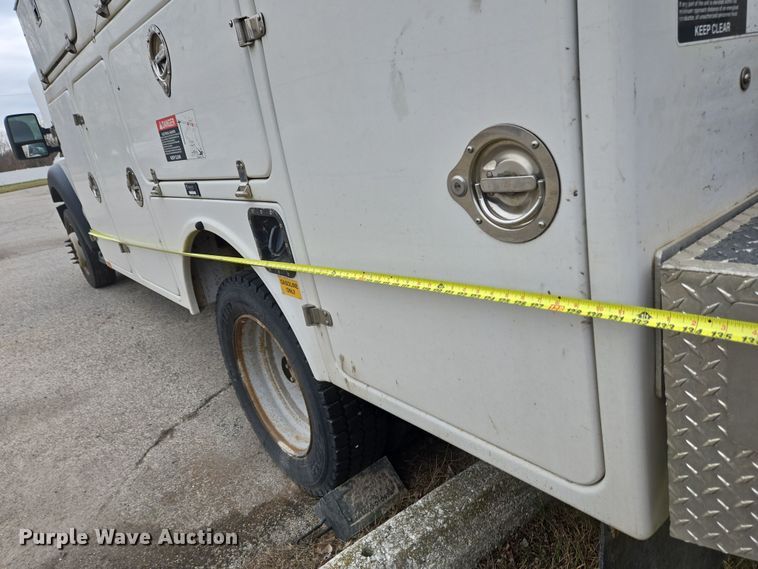 image for item EM6007 2012 Ford F450 Super Duty XL bucket truck