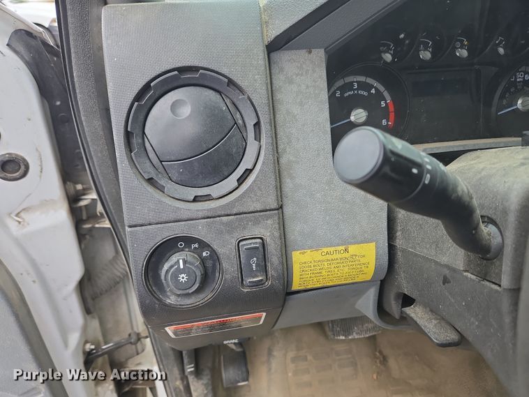 image for item EM6007 2012 Ford F450 Super Duty XL bucket truck