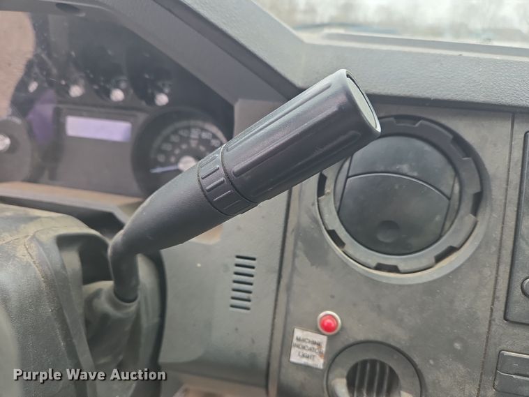 image for item EM6007 2012 Ford F450 Super Duty XL bucket truck