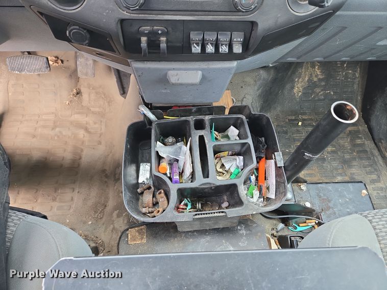 image for item EM6007 2012 Ford F450 Super Duty XL bucket truck