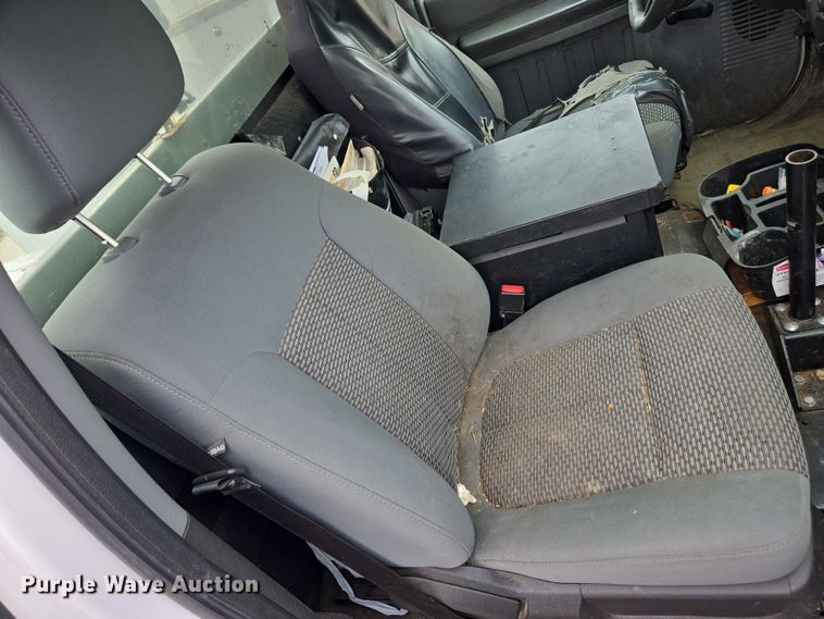 image for item EM6007 2012 Ford F450 Super Duty XL bucket truck