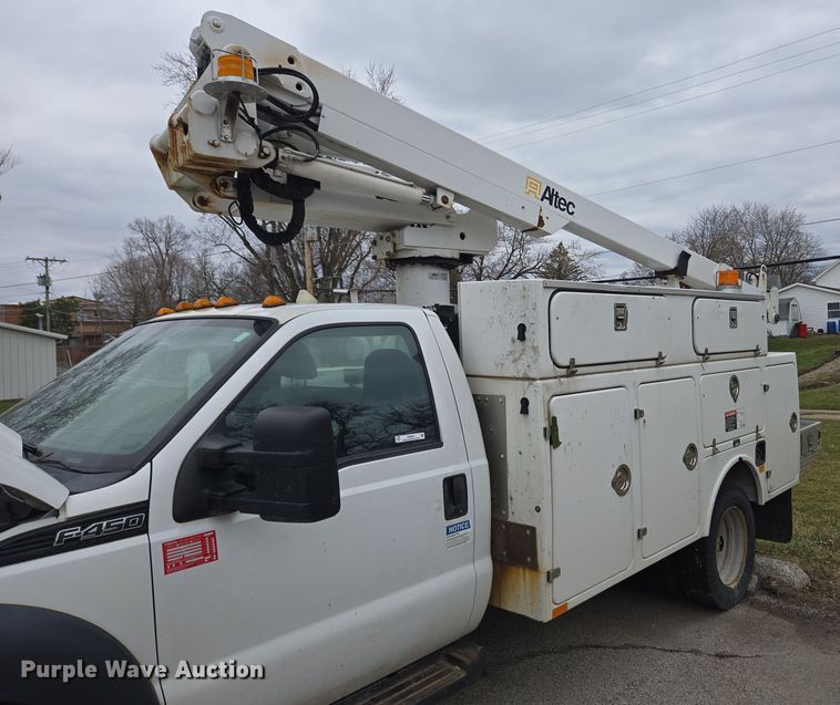 image for item EM6007 2012 Ford F450 Super Duty XL bucket truck