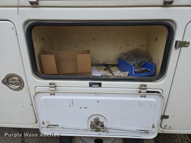 image for item EM6007 2012 Ford F450 Super Duty XL bucket truck