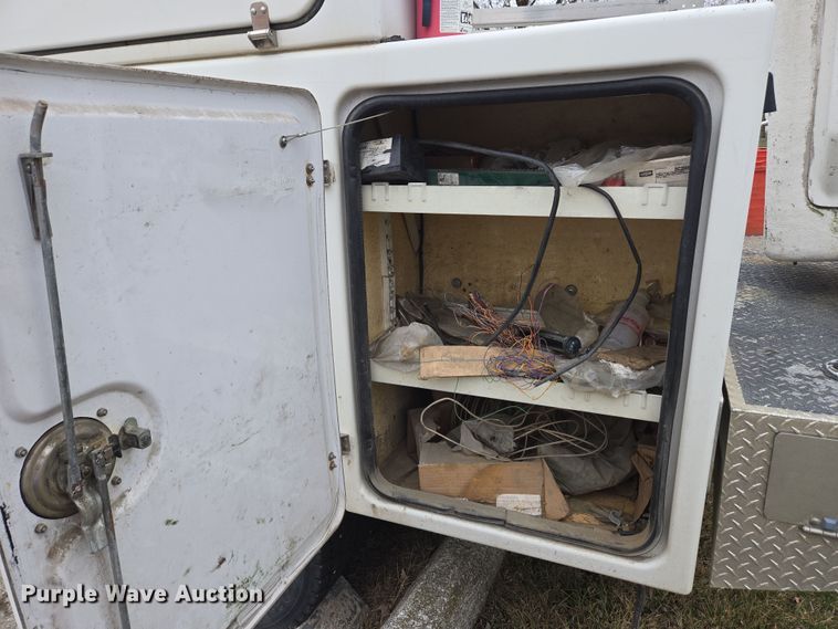 image for item EM6007 2012 Ford F450 Super Duty XL bucket truck