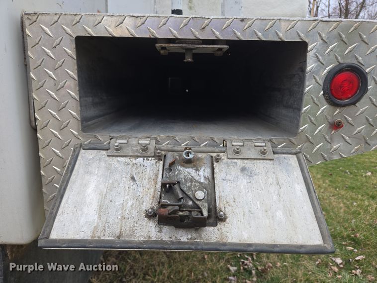 image for item EM6007 2012 Ford F450 Super Duty XL bucket truck