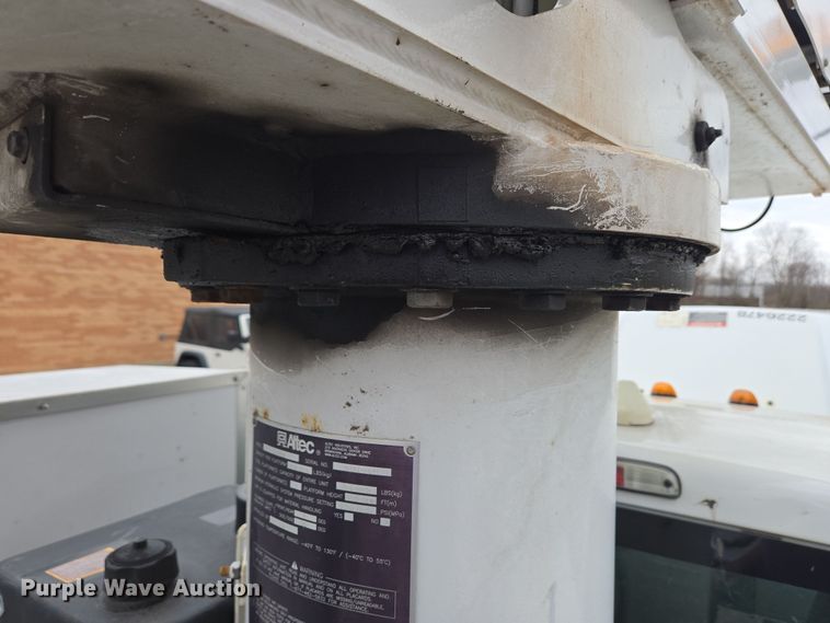 image for item EM6007 2012 Ford F450 Super Duty XL bucket truck