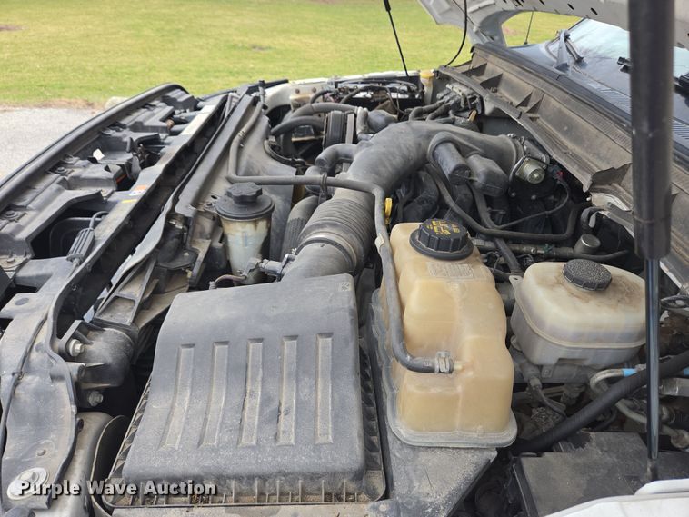 image for item EM6007 2012 Ford F450 Super Duty XL bucket truck