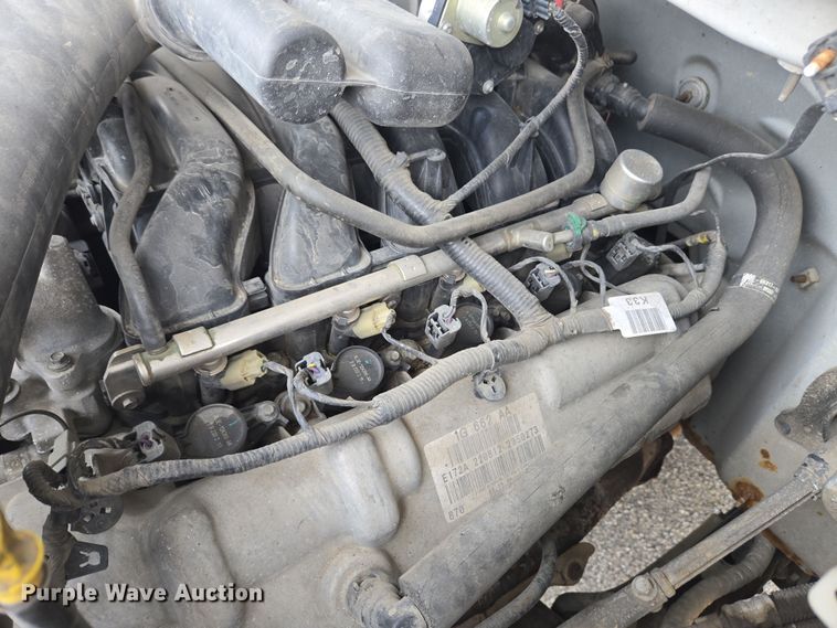 image for item EM6007 2012 Ford F450 Super Duty XL bucket truck