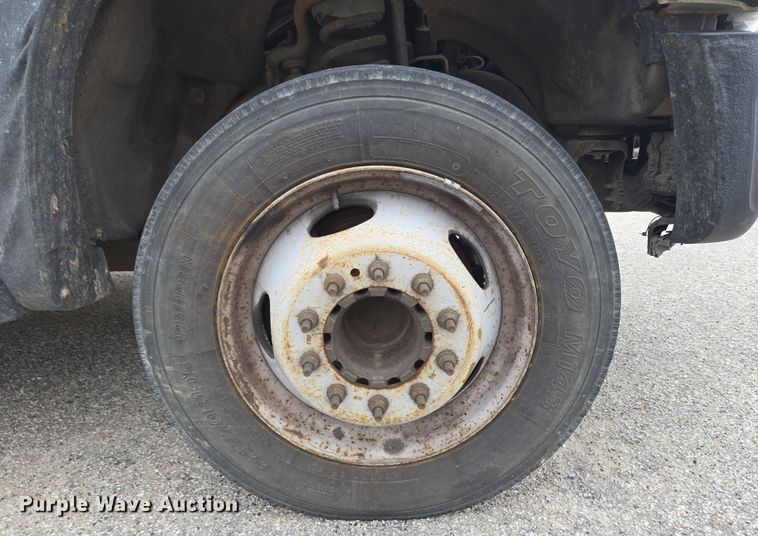 image for item EM6007 2012 Ford F450 Super Duty XL bucket truck