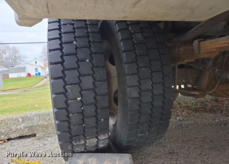 image for item EM6007 2012 Ford F450 Super Duty XL bucket truck