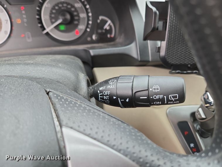 image for item EM6018 2014 Honda Odyssey van