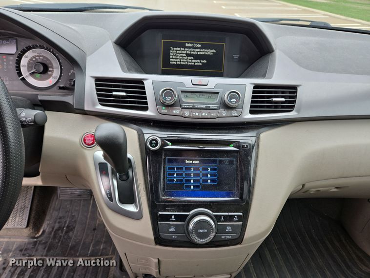 image for item EM6018 2014 Honda Odyssey van