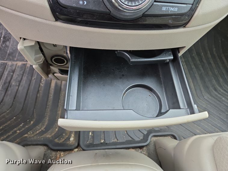 image for item EM6018 2014 Honda Odyssey van