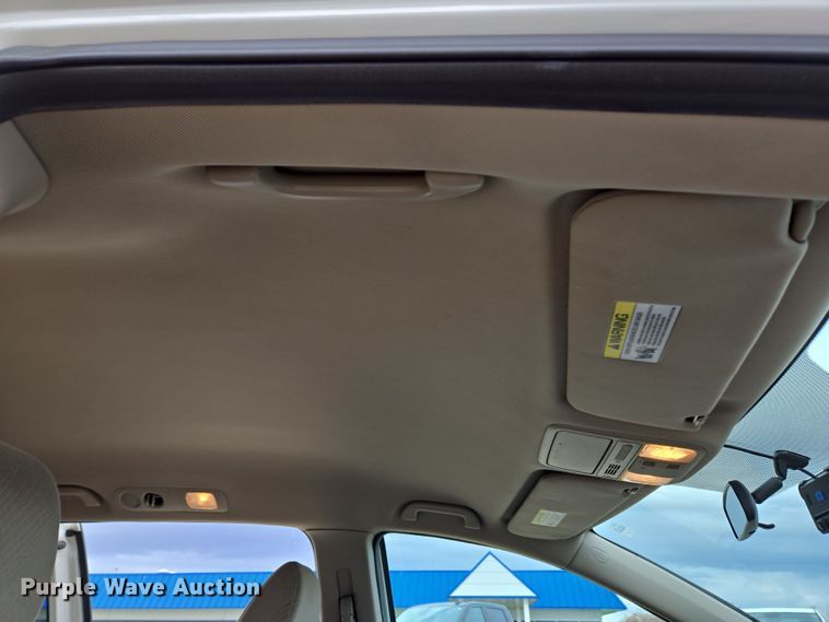 image for item EM6018 2014 Honda Odyssey van