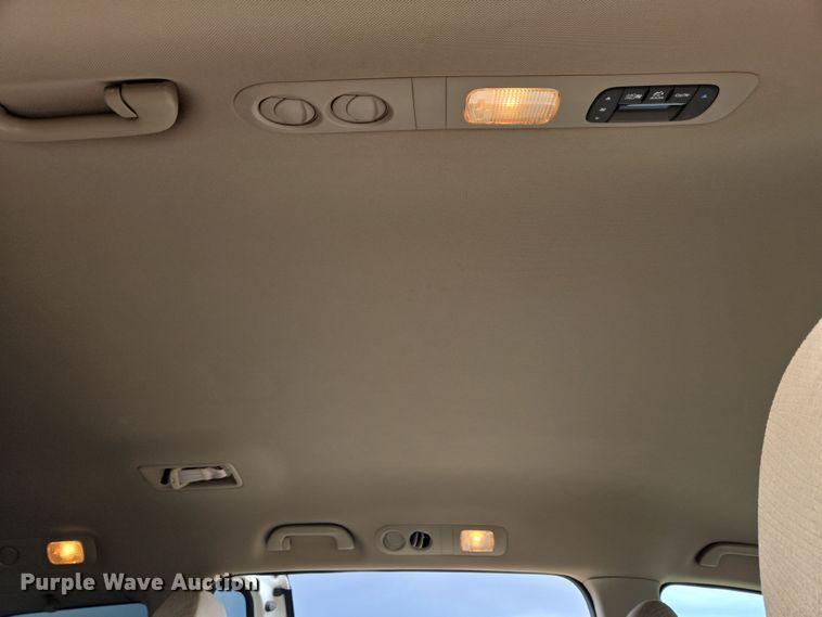 image for item EM6018 2014 Honda Odyssey van