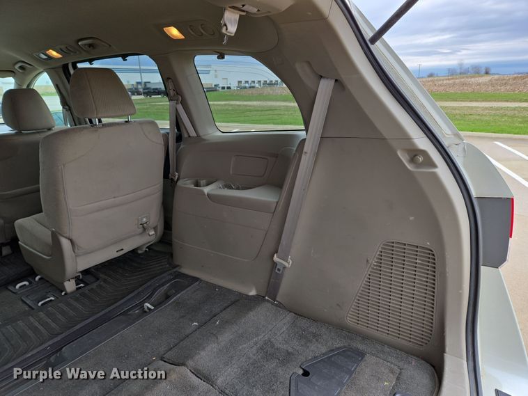 image for item EM6018 2014 Honda Odyssey van