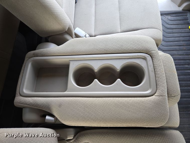 image for item EM6018 2014 Honda Odyssey van