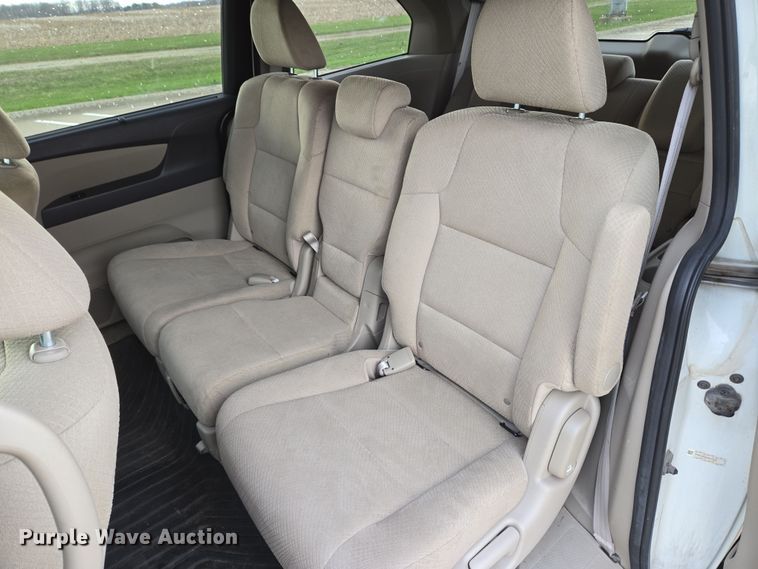 image for item EM6018 2014 Honda Odyssey van