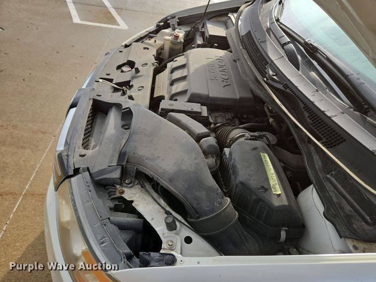 image for item EM6018 2014 Honda Odyssey van