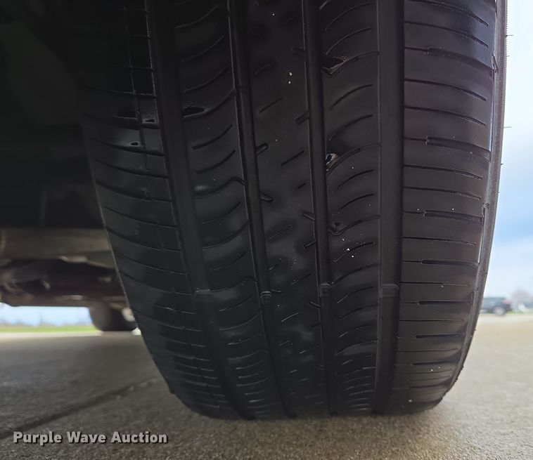 image for item EM6018 2014 Honda Odyssey van