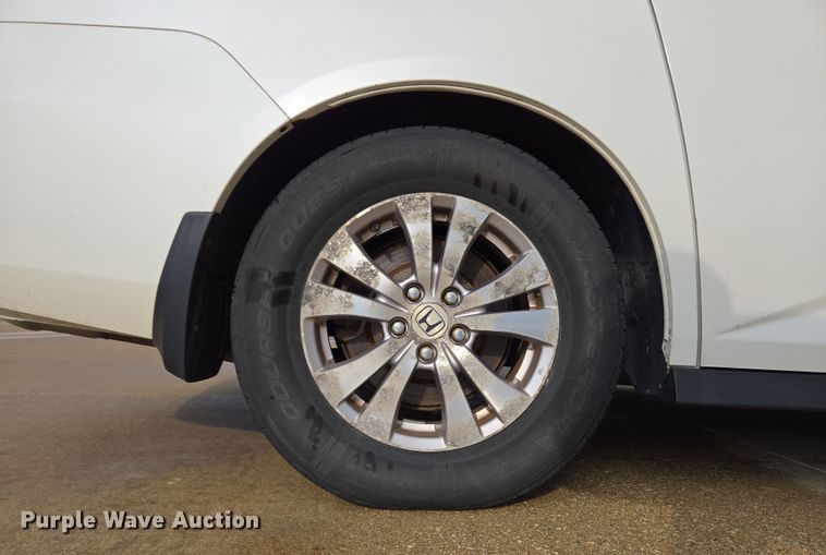 image for item EM6018 2014 Honda Odyssey van