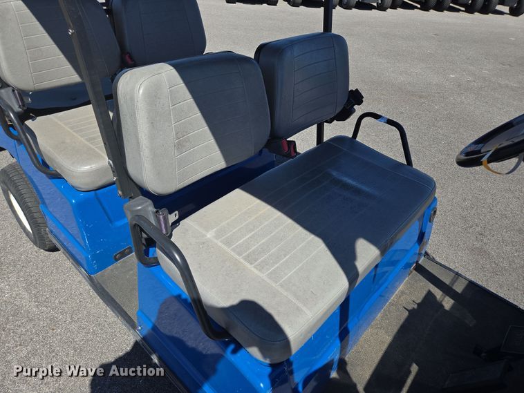 image for item EN3567 2004 Columbia ParCar C-6 Shuttle golf cart