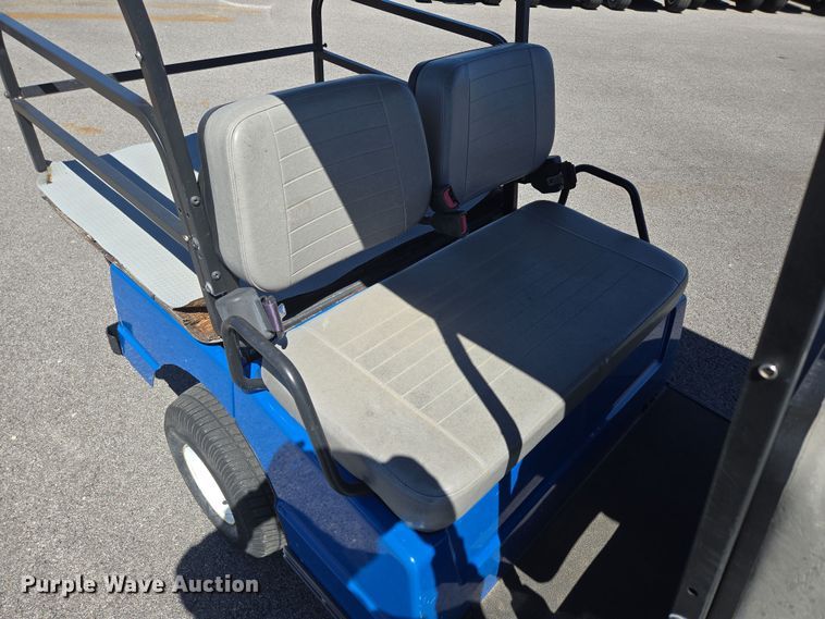 image for item EN3567 2004 Columbia ParCar C-6 Shuttle golf cart