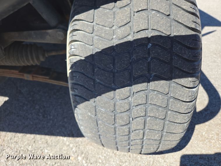 image for item EN3567 2004 Columbia ParCar C-6 Shuttle golf cart