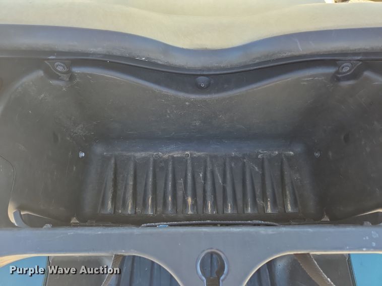 image for item EN3568 2013 Club Car Precedent golf cart