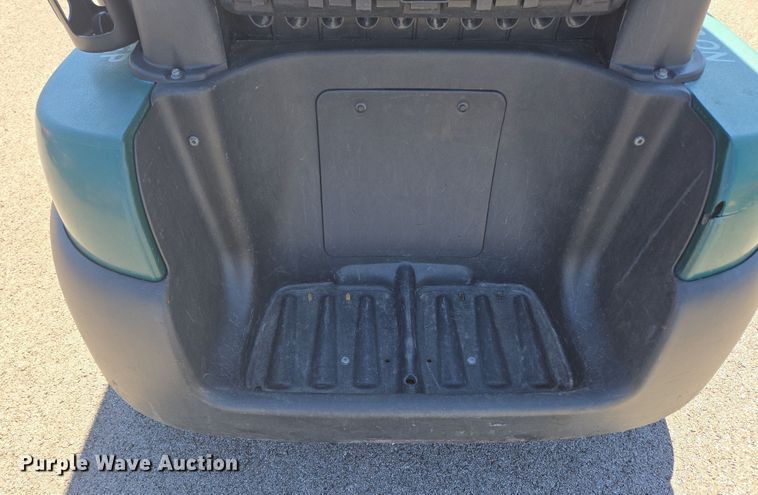 image for item EN3568 2013 Club Car Precedent golf cart