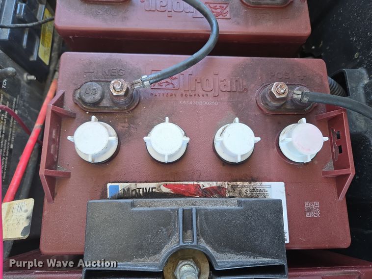 image for item EN3568 2013 Club Car Precedent golf cart