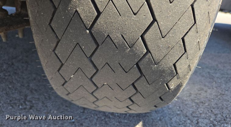 image for item EN3568 2013 Club Car Precedent golf cart