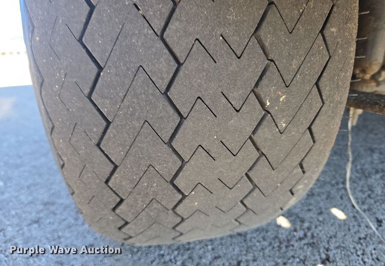 image for item EN3568 2013 Club Car Precedent golf cart