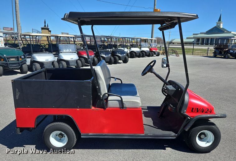 image for item EN3589 2004 Columbia ParCar Utilitruck golf cart