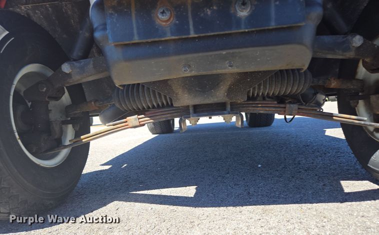 image for item EN3589 2004 Columbia ParCar Utilitruck golf cart