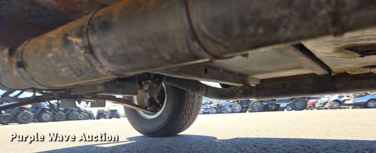 image for item EN3589 2004 Columbia ParCar Utilitruck golf cart