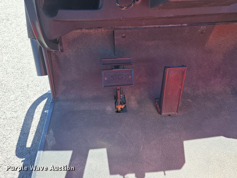 image for item EN3589 2004 Columbia ParCar Utilitruck golf cart