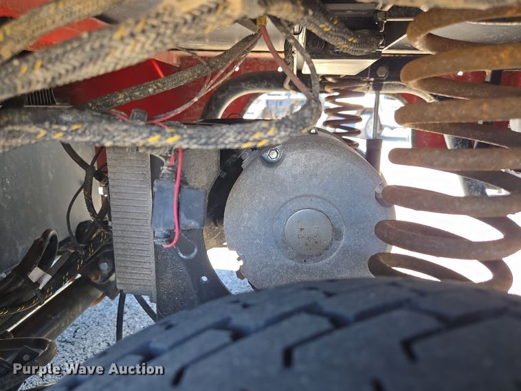 image for item EN3589 2004 Columbia ParCar Utilitruck golf cart