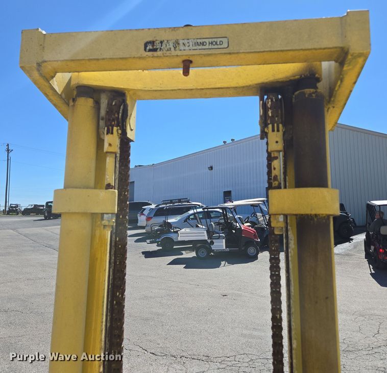 image for item EN3590 Allis Chalmers CP50 PS Single forklift