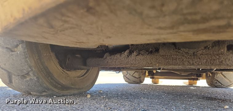 image for item EN3590 Allis Chalmers CP50 PS Single forklift