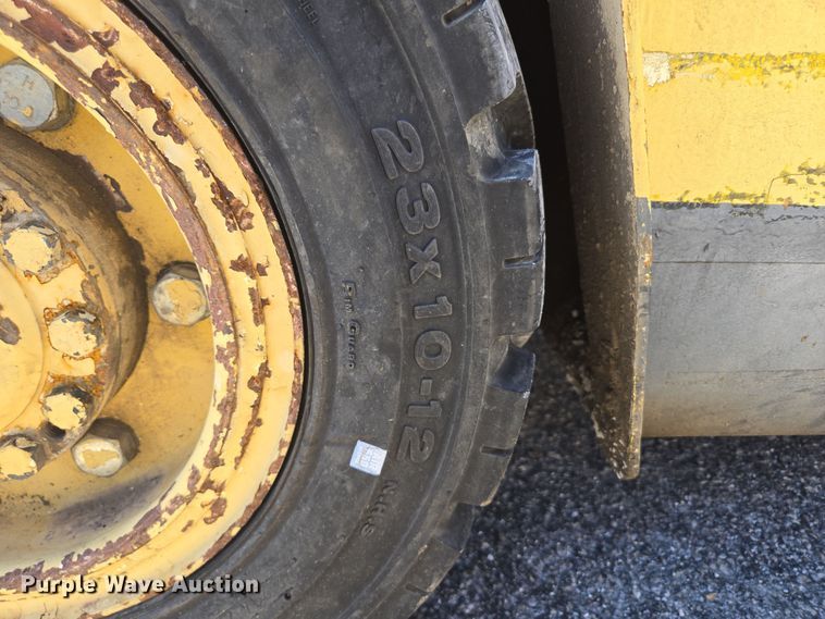 image for item EN3590 Allis Chalmers CP50 PS Single forklift