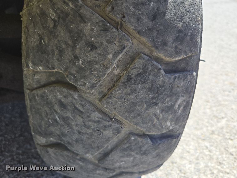 image for item EN3590 Allis Chalmers CP50 PS Single forklift