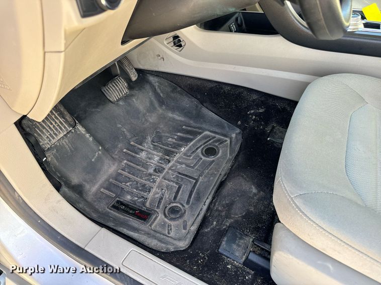 image for item EN5229 2019 Ford Fusion SE 