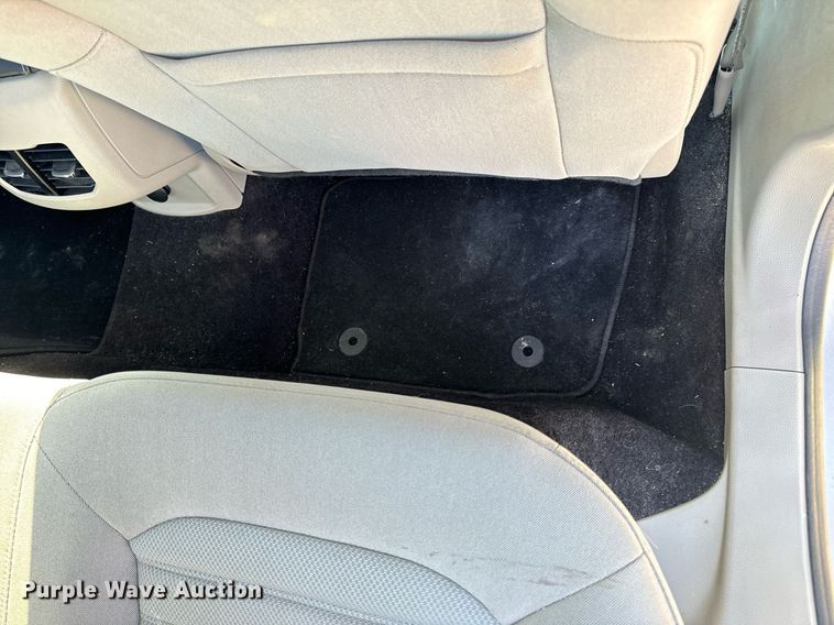 image for item EN5229 2019 Ford Fusion SE 