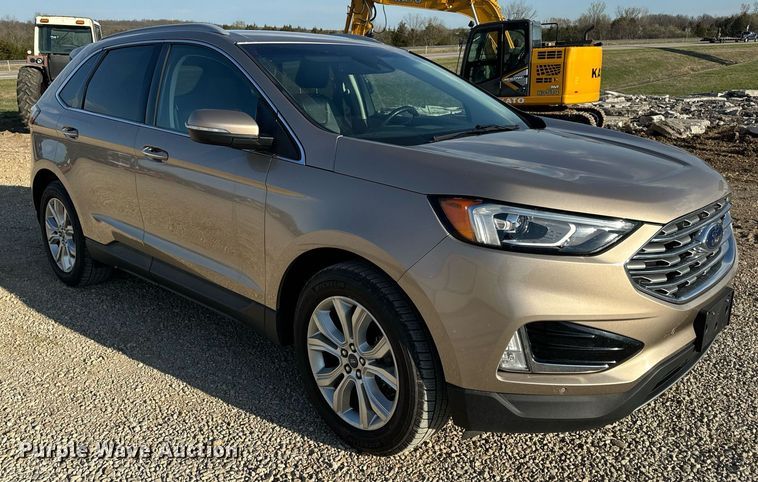 image for item EN5230 2020 Ford Edge Titanium SUV