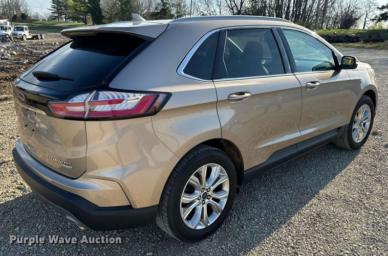 image for item EN5230 2020 Ford Edge Titanium SUV