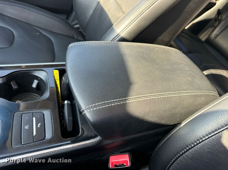 image for item EN5230 2020 Ford Edge Titanium SUV