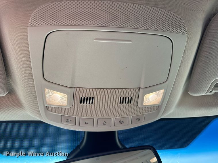 image for item EN5230 2020 Ford Edge Titanium SUV